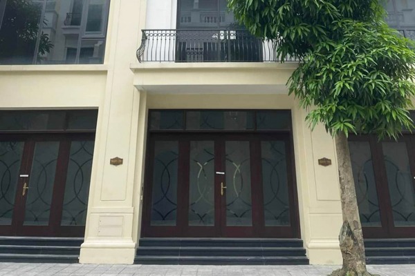 SAN HÔ 10-52 gần khu phố giải trí đêm Lan Quế Phường China Town